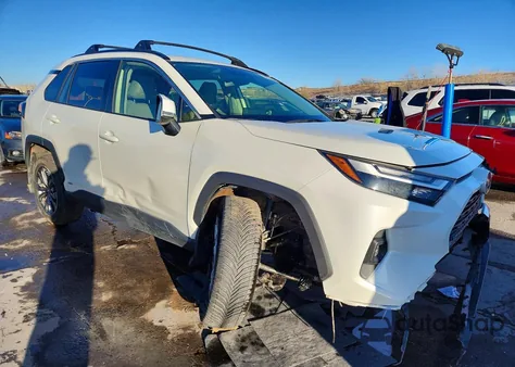 2022 Toyota Rav4 Xle Premium from USA, damaged, VIN JTMB6RFV4ND077579